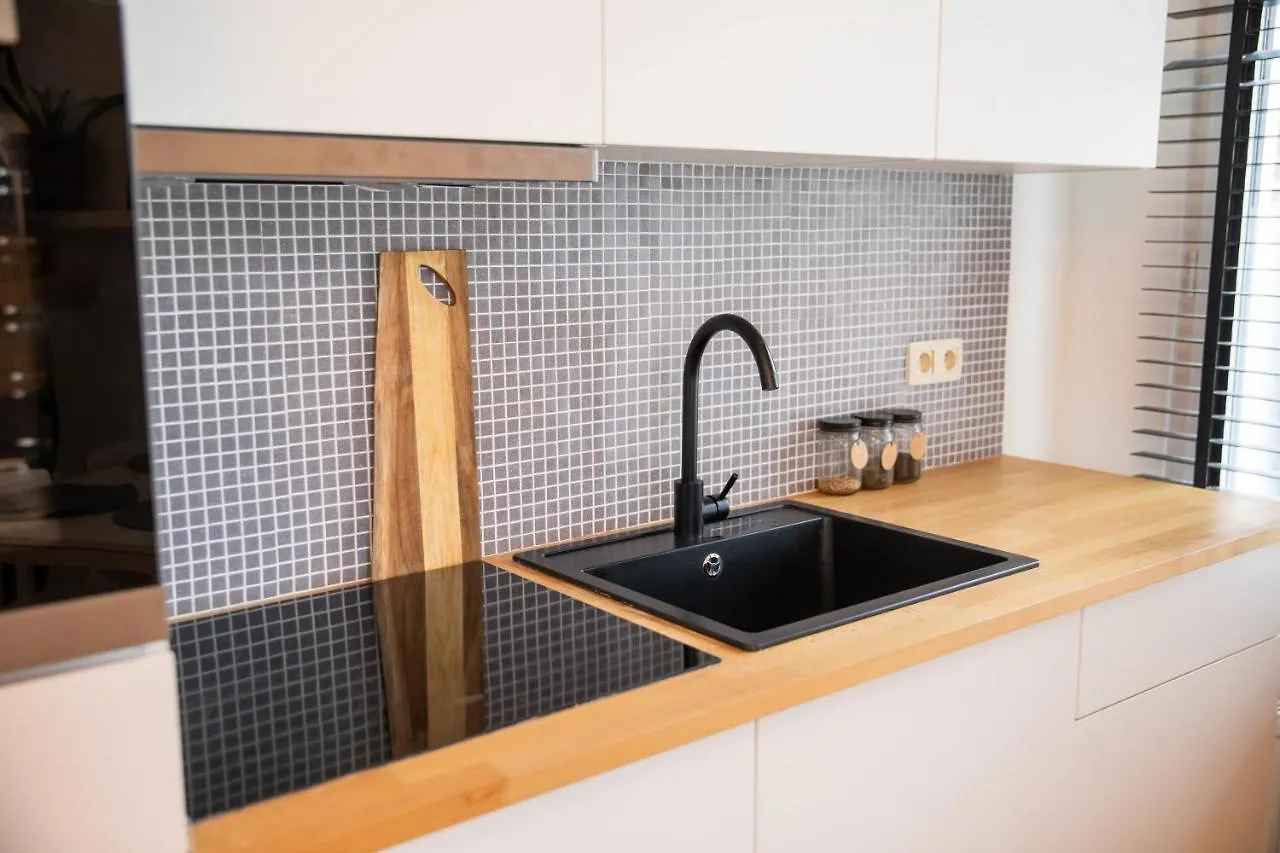 Cozy Apartment In Antwerp- Shuttle To Tomorrowland Possible